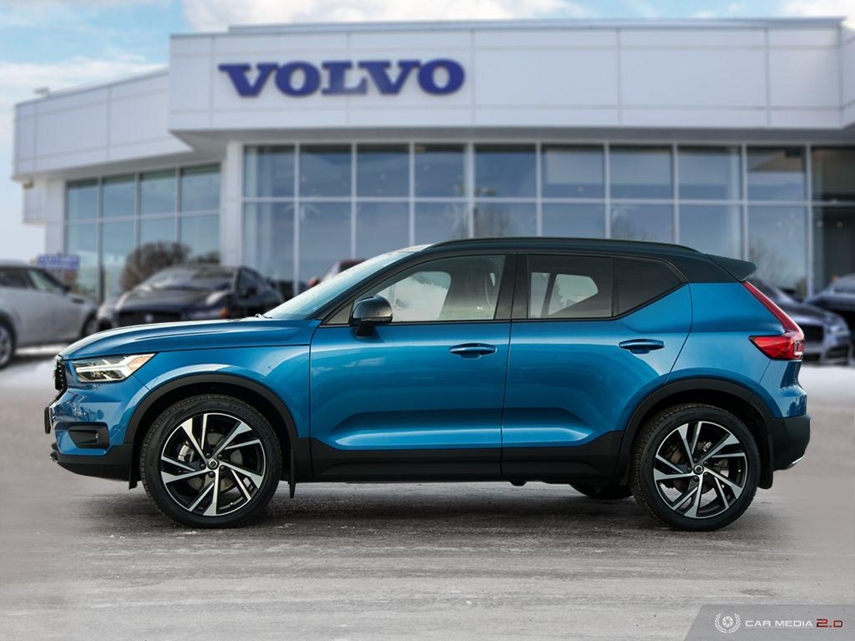 New 2020 Volvo XC40 R-Design | Be Bold w/ Bursting Blue Metallic | SUV ...