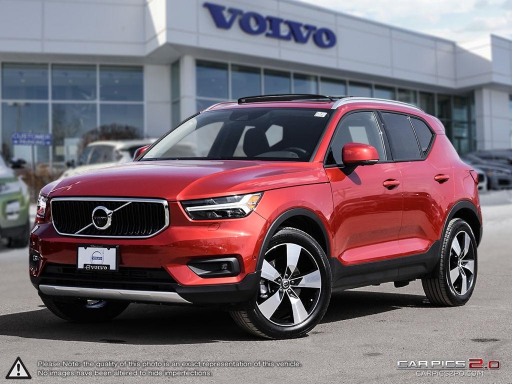 New 2019 Volvo XC40 Momentum SUV for Sale #V19001 | Volvo Winnipeg