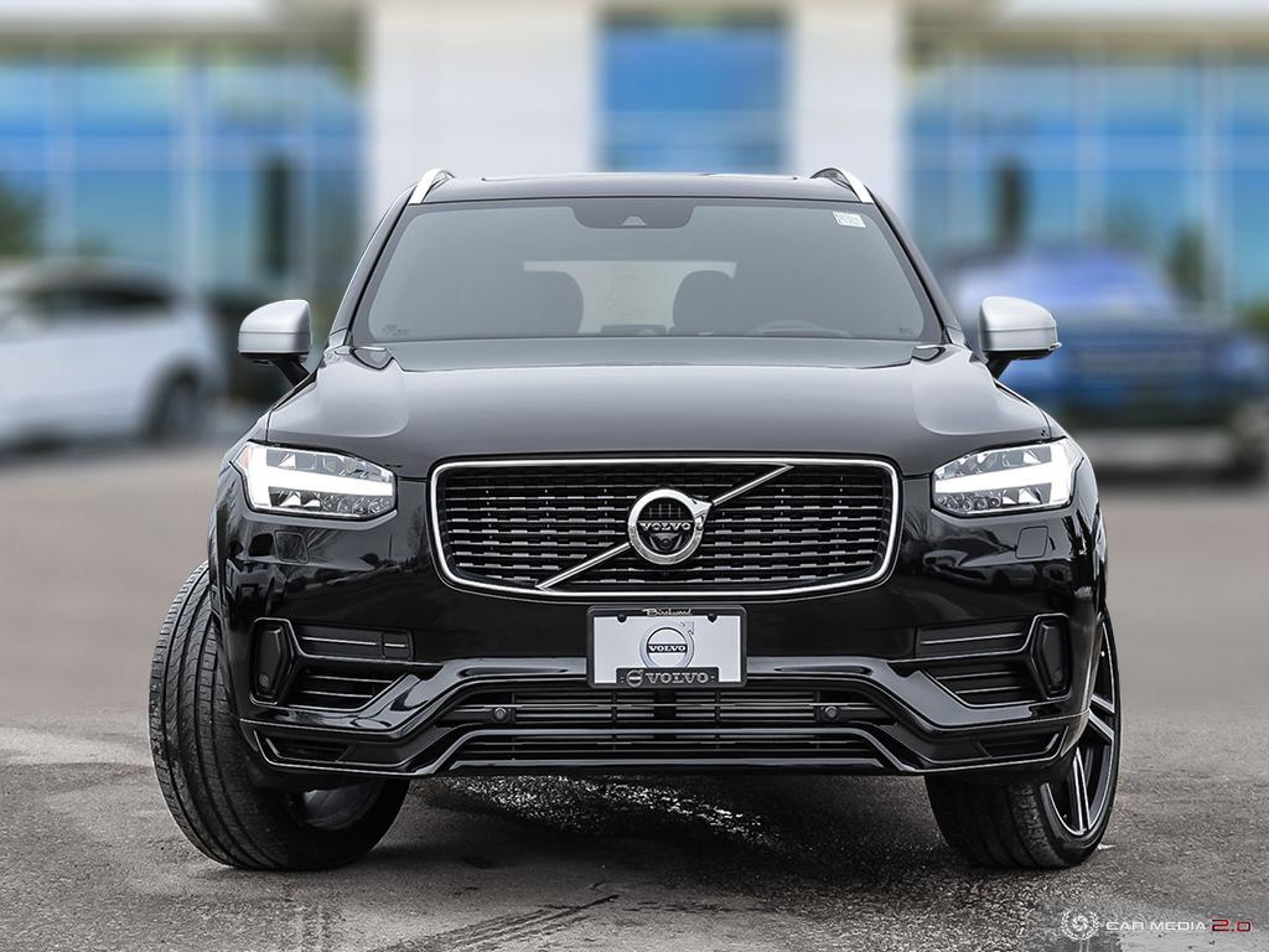 Volvo xc60 r design отличия